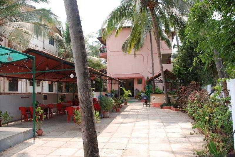 Don Hill Beach Resort Candolim Ngoại thất bức ảnh