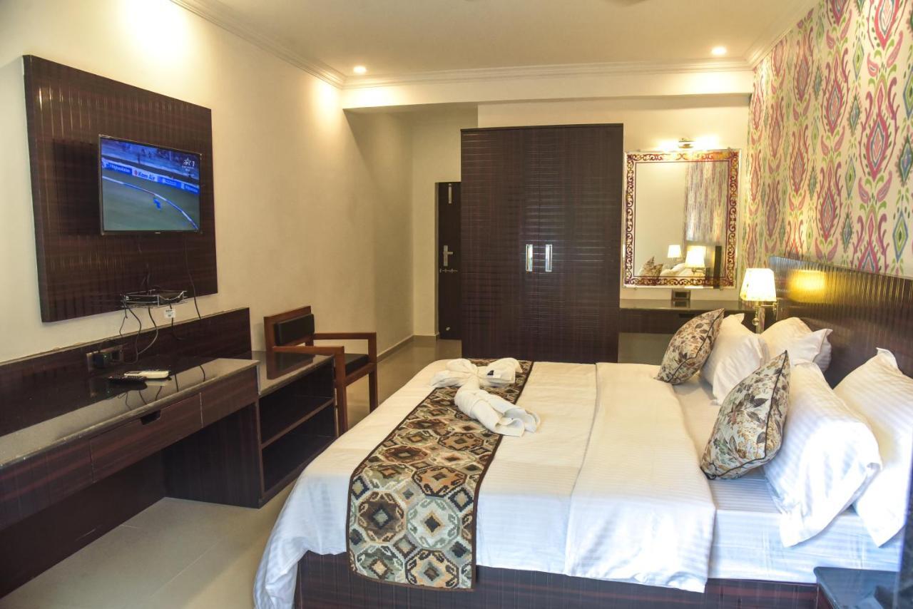 Don Hill Beach Resort Candolim Ngoại thất bức ảnh